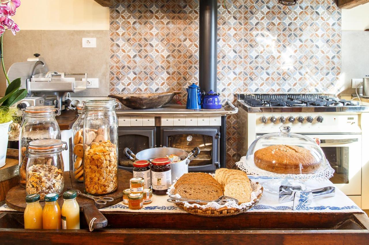 Il Pettirosso Bed and Breakfast SantʼArcangelo di Romagna Εξωτερικό φωτογραφία